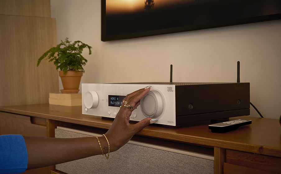LS_JBL_MA510WHT_Feature 2_904x560_00407